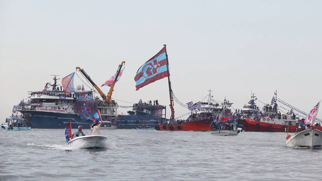 Trabzon'dan kupa çıkarması: Binlerce taraftar akın etti 6